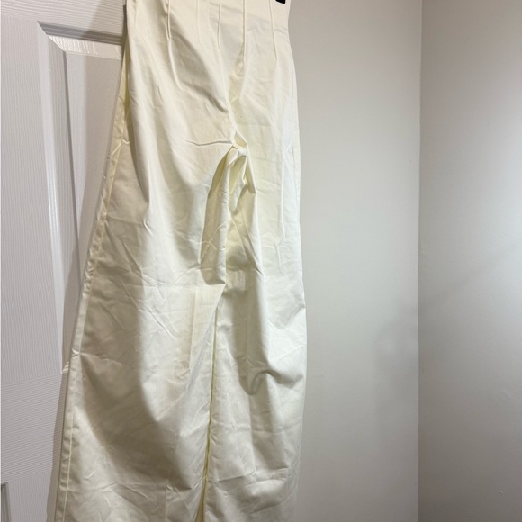 Prime of Lime Alison Cream High Waisted Wide Leg pants in Sz Medium - Picture 4 of 11